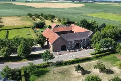 Image de Hoeve de Binnenplaets | Family Lodging