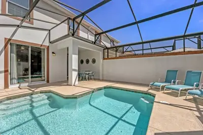 Image de 4br Storey Lake Home Near Disney with Pool