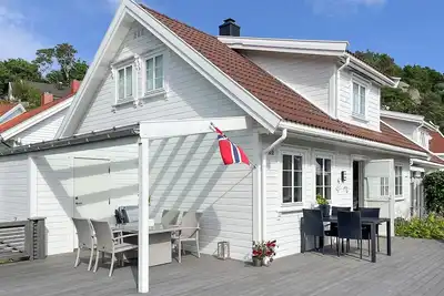 Image de Cozy home in Lindesnes with WiFi