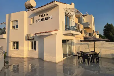 Image de Villa Catherine, Paphos 150 metres from Venus Beach – come and visit us.