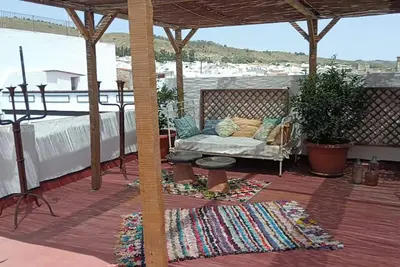 Image de Spacious 225 m² family home for 8 people with a pool (3 bathrooms)