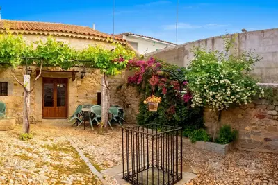 Image de Homerez - Maison de charme à Añora avec jardin