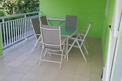 Image de Homerez - Appartement Bouillante avec terrasse