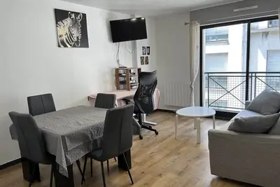 Image de Appartement situé à proximité du centre-ville.