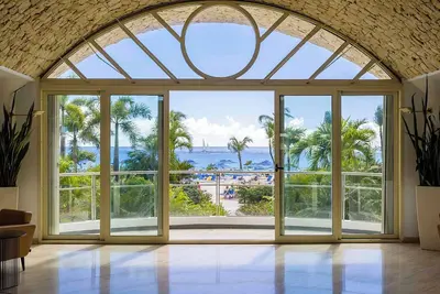 Image de Luxury Beachfront Escape in Maho Bay – Steps from the Sand
