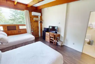 Image de Cozy 1-bedroom hotel room in awesome Hamilton - #327 Susquehanna