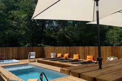Image de 8 pers - Piscine & Jacuzzi - 15km Bordeaux