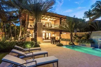 Image de Seascape Beachfront Villa
