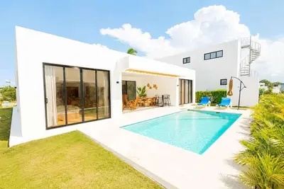 Image de Villa Solara | Single story, Luxury Pool Retreat