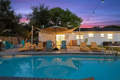 Image de 3br Seminole Pool Home | Private Pool & Fire Pit