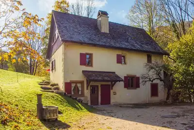 Image de Maison de vacances - Rière le Moulin, (Vermes), by Interhome