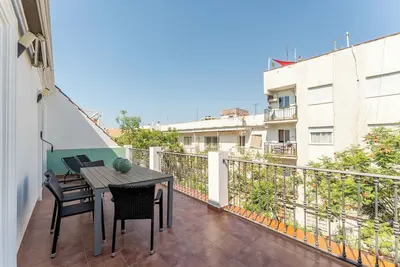 Image de Los Boliches Rooftop Retreat • 1br Sleeps 3 - Pass the Keys
