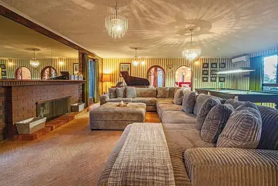Image de Southern Edge Retreat Vintage Charm by the Bay