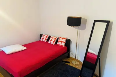 Image de Central Geneva  Affordable  room suitable for couples