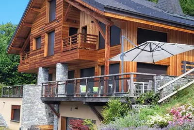 Image de Magnifique chalet Gemini. 6br, 350m², Piscine et Spa