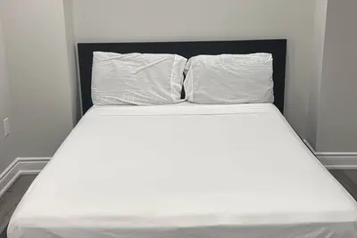 Image de Luxury Suite Milton • Parking • Kitchen • Internet