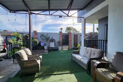 Image de 2 Bedroom 2 bath apt with parking on Premises