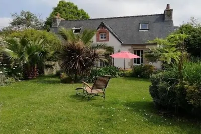 Image de 690 - Charmante villa dans un jardin luxuriant