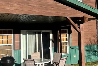 Image de Charming Family Escape with Porch, Bbq & Beach Access in McCall, Idaho