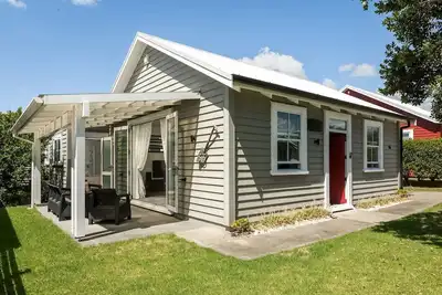 Image de Stylish Waihi Beach Holiday Home with Private Outdoor Space and Bbq, Located Near the Ocean, Waihi Beach, New Zealand
