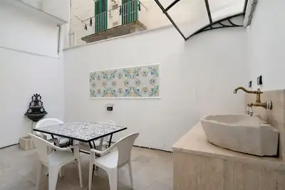 Image de Appartement 'Touristhouse Monopoli 10' avec Wi-Fi et climatisation