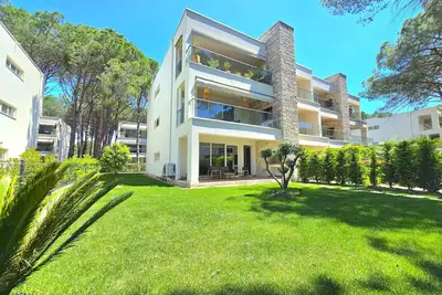Relax Apartment By The Sea