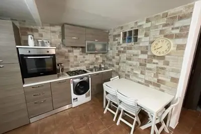 Image de Vintage vacation Home: Massafra 1