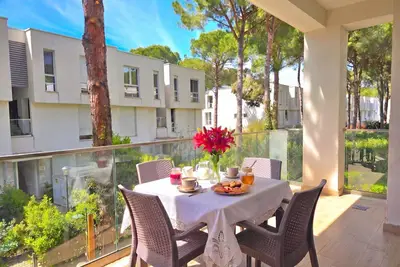Beachside Apartment 308