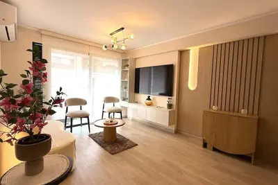 Image de Steps from Larcomar | 3br · A/C · Parking