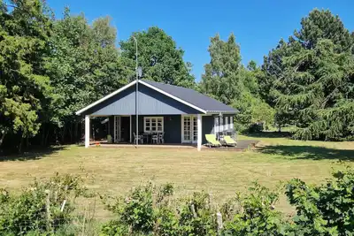 Image de Beach holiday close to nature and coast