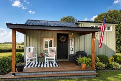 Cozy Tiny Home with Country Sunsets and a Firepit