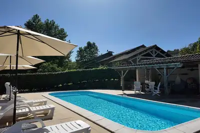 Image de Maison 'Domaine De Bellac - La Belle Cour' avec piscine partagée, jardin et wifi