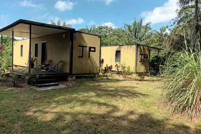 Image de 2 Tiny Houses, cadre boisé et accès rivière
