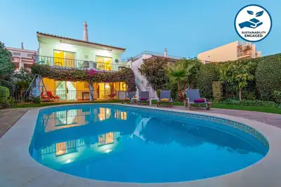 Image de Family Villa w/ Pool  in Olhos d’Água