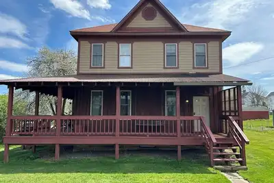 Image de Davis Downtown Folk Victorian Duplex