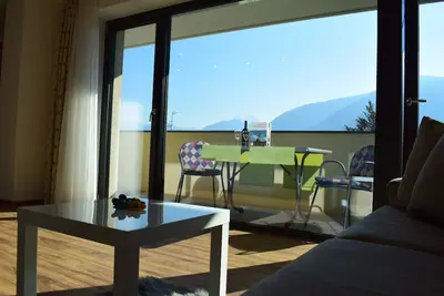 Image de Appartement 'Residence Ladurn Trenker' avec vue sur la montagne, terrasse privée et Wi-Fi