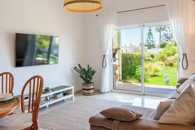 Image de Casa Coelha - Appartement avec Jardin, Côte