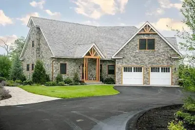 Image de Laurel Ridge | Stone Estate