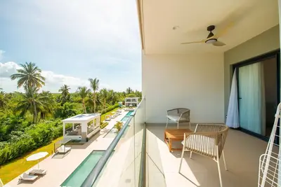 Image de 2-bedroom with Lagoon and Pool View
