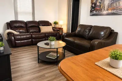 Image de 2Bdr Apt w Private Backyard and Bbq | 15 Min to Falls