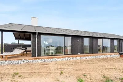 Image de \"Pia\" - 350m from the sea by Interhome