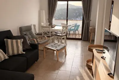 Image de 3 bedroom, central apartment with communal pool and stunning views