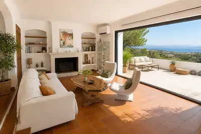Image de Villa vue mer et piscine à St-Aygulf