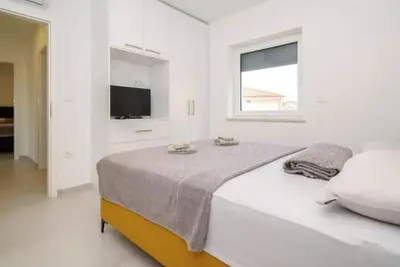 Image de Apartment Alisa, Liznjan: A modern apartment with a sea view