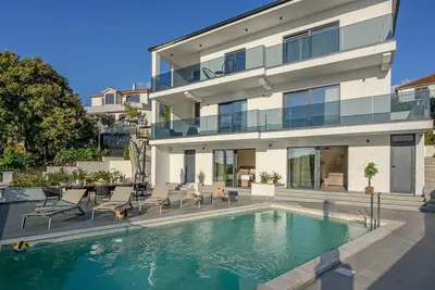 Image de Villa Between Seas with Pool
