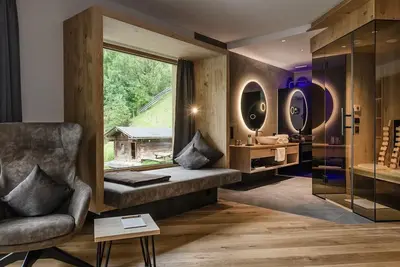 Image de Family Suite L (3–5 people), bathroom, toilet, breakfast - Hotel Hubertushof