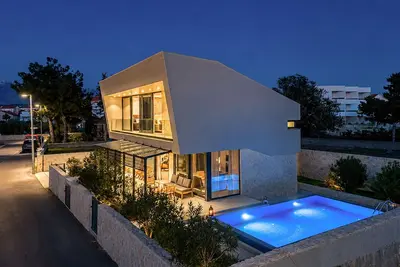 Image de Gorgeous home in Novalja