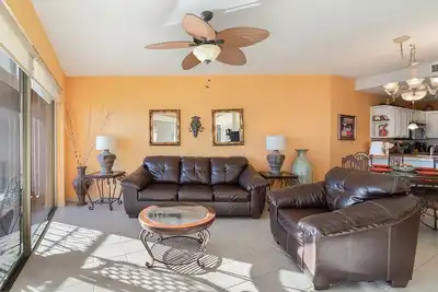 Image de Sonoran Spa E-408 – Inviting Oceanview Condo with Relaxing Coastal Vibes