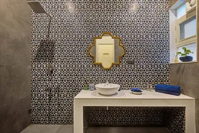 Image de 2bhk suite in a bungalow