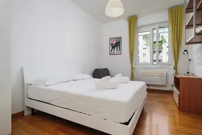 Image de Appartement Porta Venezia : 30s du métro, aéroport facile